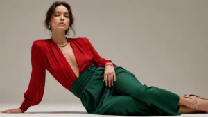 Read more about the article Jaki kolor pasuje do czerwonego i zielonego w modzie?