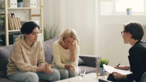 Read more about the article Jak rozmawiać z dziećmi o wojnie?