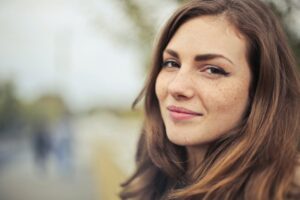 Read more about the article Czym jest semicki typ urody? Jak wygląda uroda semicka? Dowiedz się!