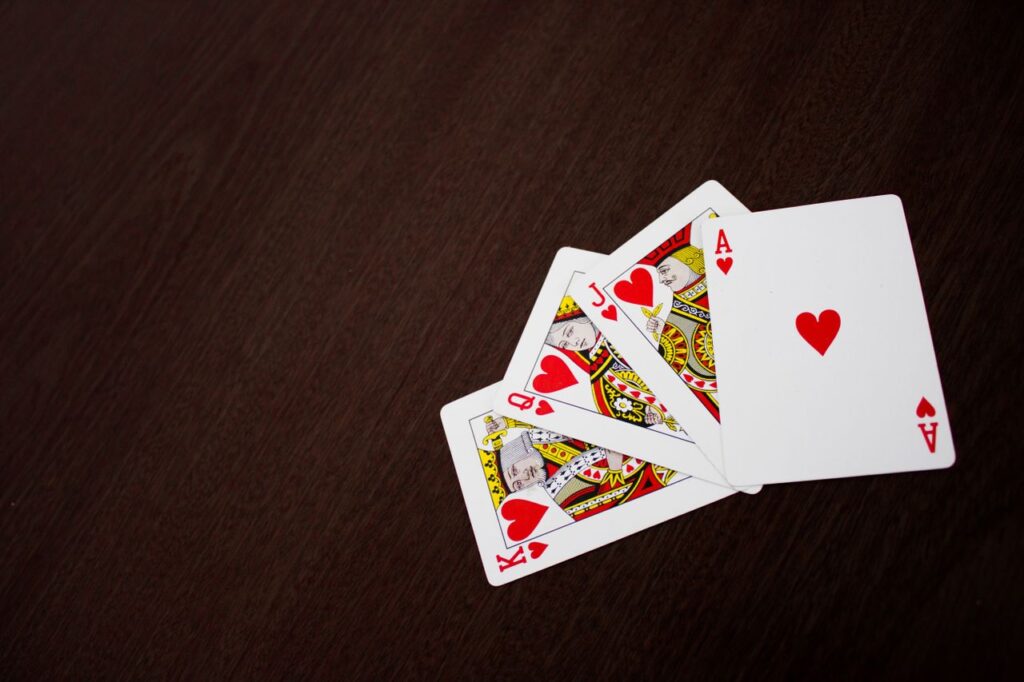 Pasjans FreeCell – gra, w którejprzypadek nie istnieje. Jak wygrywaćniemal każdą partię?